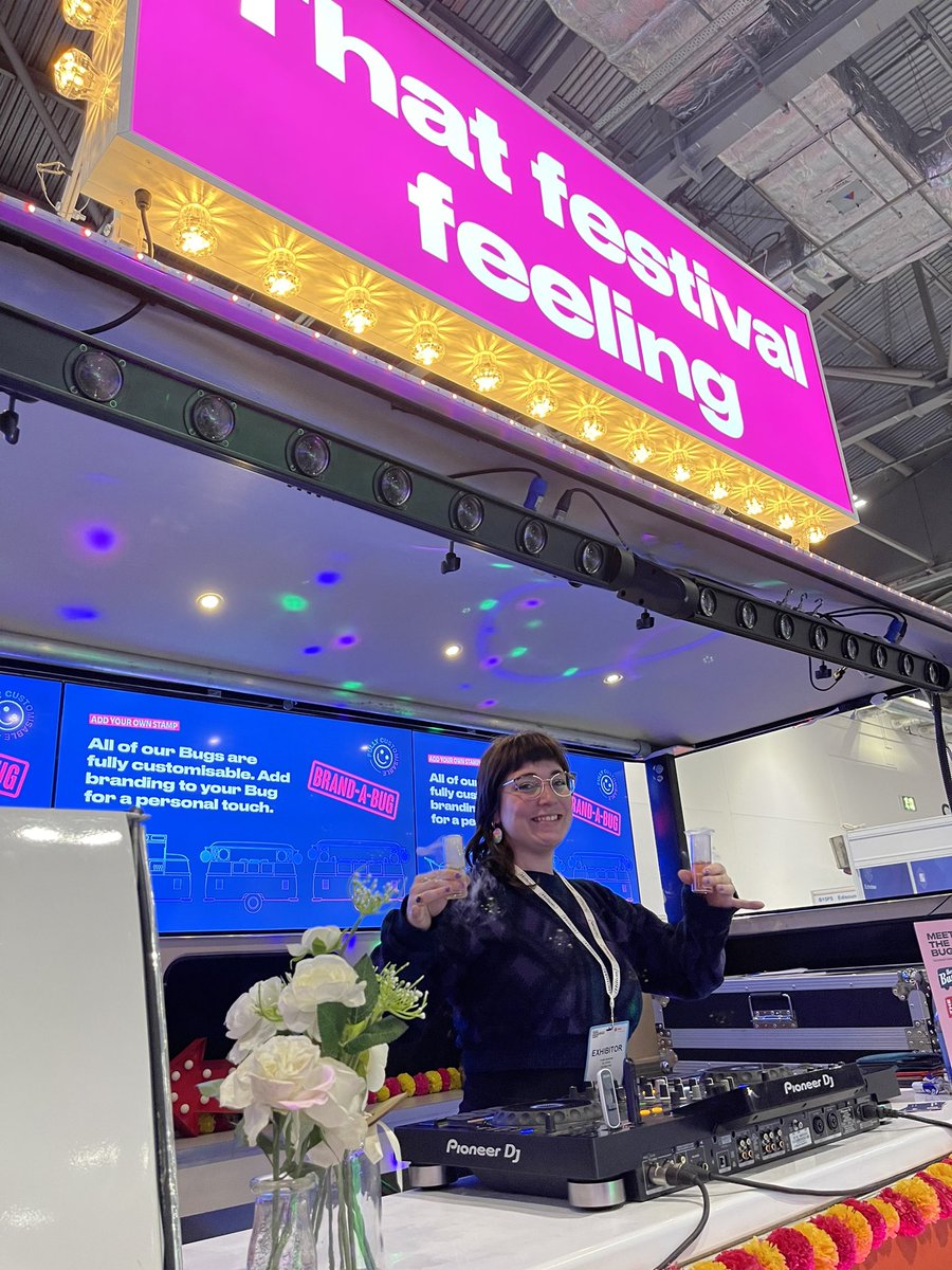 MixologyGroup's tweet photo. We joined @thebugbar at @IntlConfex yesterday as they launch their rebrand, we were serving up some amazing dry ice shooters along with the best tunes &amp; good vibes🎶🍹

It was great to also meet a lot of other companies on the way too!🙌🏻 https://t.co/YWTJdIWXWs