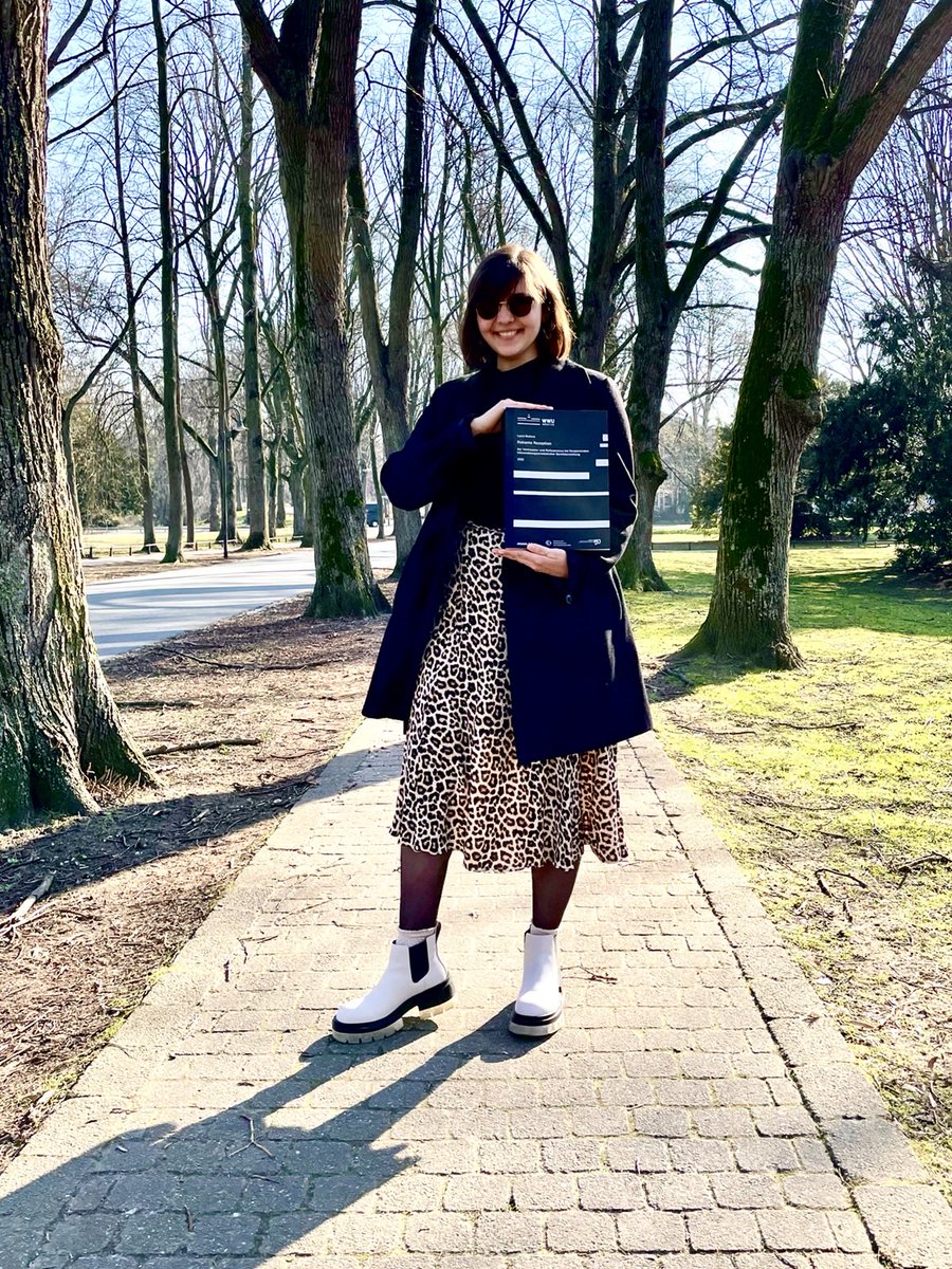 Laura Badura tweet media