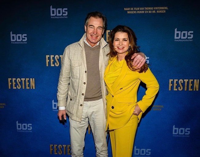 CdbFanx's tweet photo. Erik en Caroline gisteren bij de première van ‘Festen’ 📸 https://t.co/7cuEkLbbYC