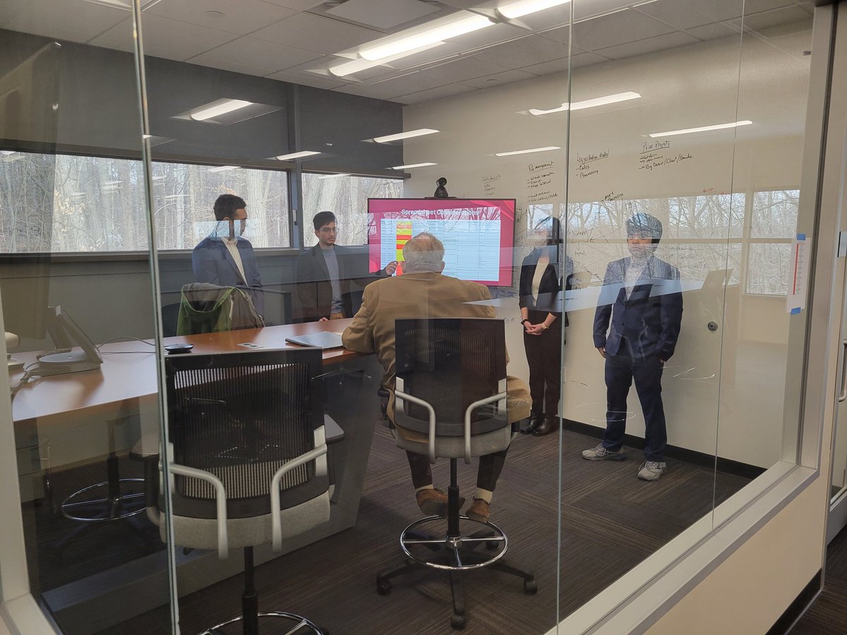 Bob Hall tweet media