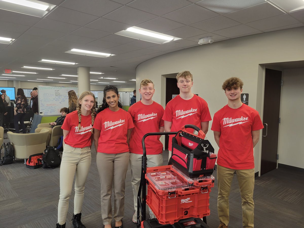 Bob Hall tweet media