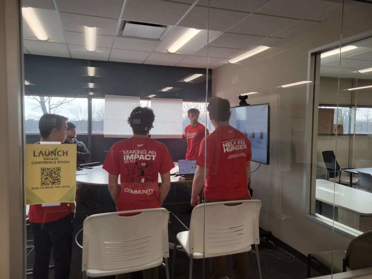 Bob Hall tweet media