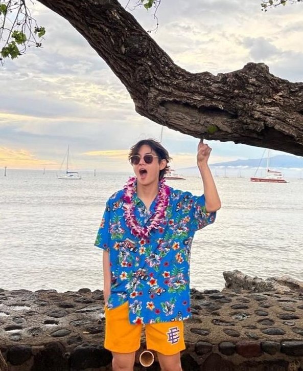 taenniezip's tweet photo. in Hawaii🌴 https://t.co/G53eIYS5Dn
