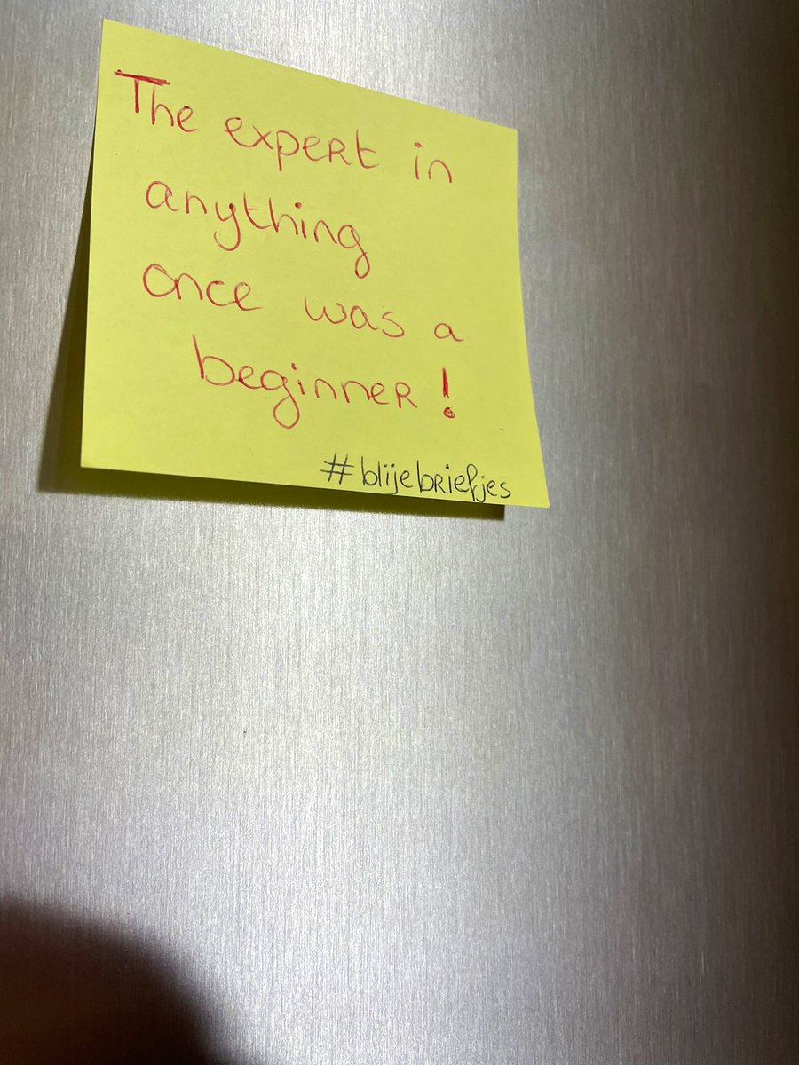 julia_kasch's tweet photo. Found these post-its in the lift yesterday at the VMA building @UniUtrecht @UUGeo 
Thank you to whoever did this 😃👍🏻 https://t.co/9waBrHu1rR