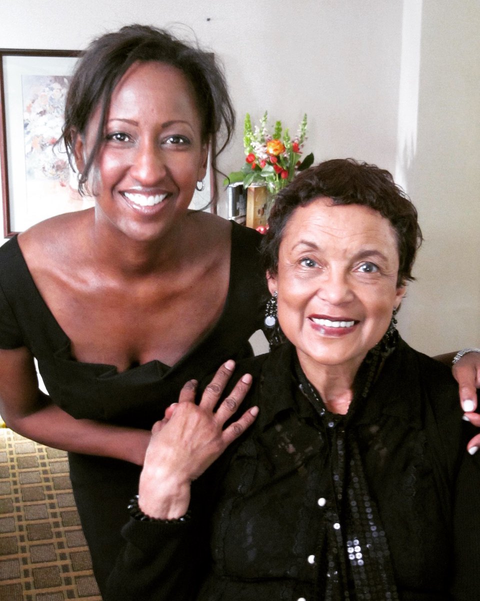 mhaizlip's tweet photo. Celebrating #womenshistorymonth the 1st Black Associate Producer in broadcast TV was on #SOUL!Alice LaBrie aka Alice Hill Jackson (formerly married to #HalJackson) #EllisHaizlip always centered Black women. Salute! 🏆💃🏽📺🎥#BlackWomenProducers #legacy @mrsoulthemovie @hbomax 🙌🏾✨ https://t.co/kQ7mlldvSl