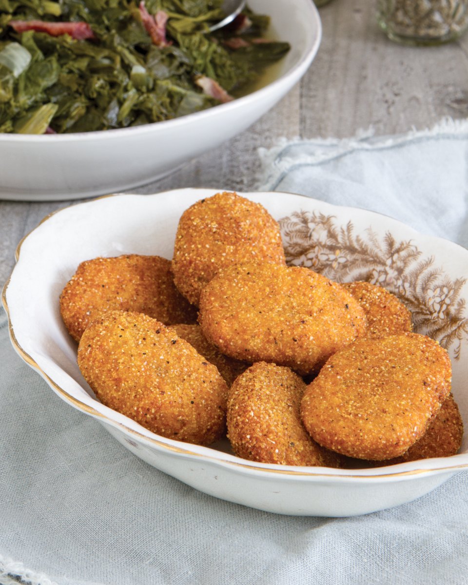 CookinLouisiana's tweet photo. This #HotWater #Cornbread from Chef Hardette Harris is perfect alongside any Southern entrée. https://t.co/TV1Q2Xgynk
#Louisiana #hotwatercornbread #cornbread #comfortfood #easyrecipes #southern #southernfood https://t.co/ykYXaF4HyE