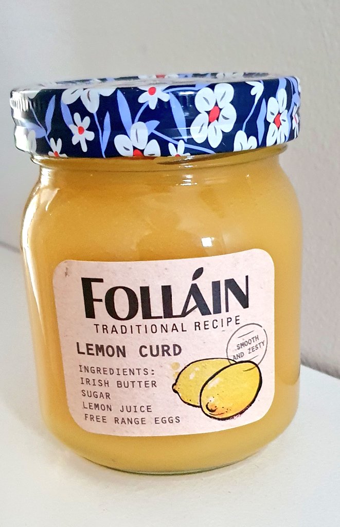 I have just rediscovered Lemon Curd 😋 

And this one from <a href="/FollainJams/">Folláin Preserves</a> #Cork is just pure delish 🍋🍋

How do you eat yours?