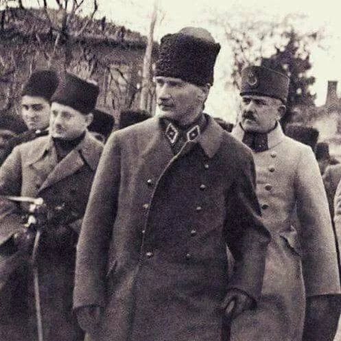 milithub's tweet photo. Bazı adamlar mutlu olmak için değil, yüce olmak için doğar.. https://t.co/CZZAaf5ZXm