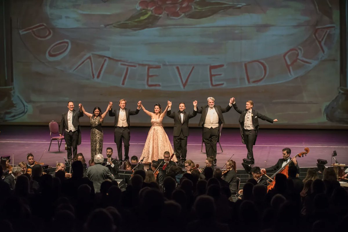 #ThrowbackThursday to our performance of Merry Widow! Do you remember this performance?