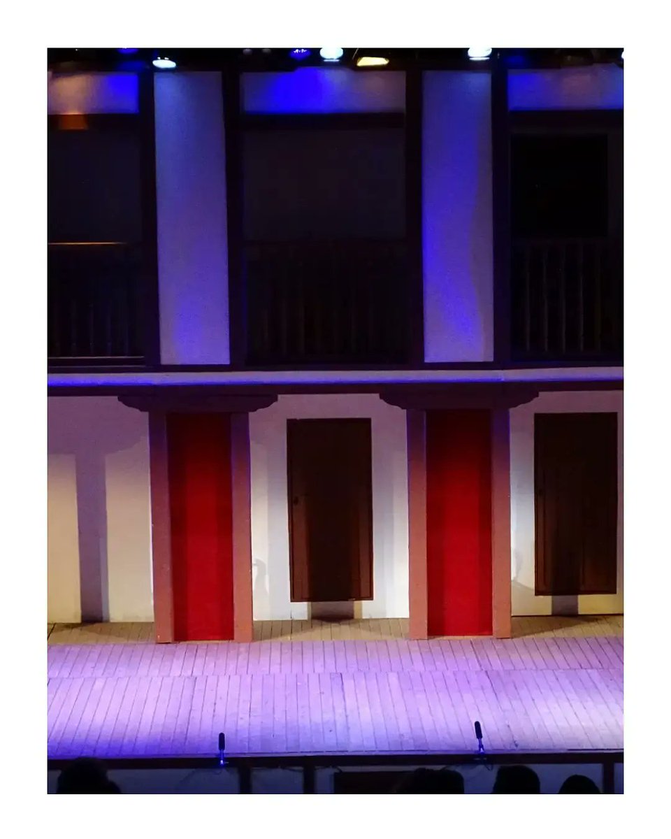 Una réplica exacta del Corral de Comedias de #Almagro, HOY y MAÑANA en el Gran Teatre de XÁTIVA.

👉🏼Hoy función para 800 estudiantes con <a href="/corralescteatro/">corralesdecomediasteatro</a>

👉🏼 11 de marzo a las 20:30 Entremeses de Cervantes, de J.Mañón.

🎟️
granteatre.com/programacion/