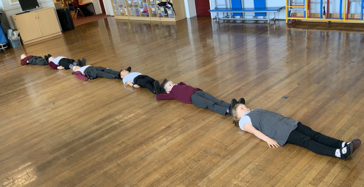 ABCPschool's tweet photo. #Class34W were learning about the digestive system today and were shocked to find out their small intestine measures up to about 7m long, that is about the length of the 6 children lying down! #ABscience #DigestiveSystem https://t.co/9NT9OC5vTW