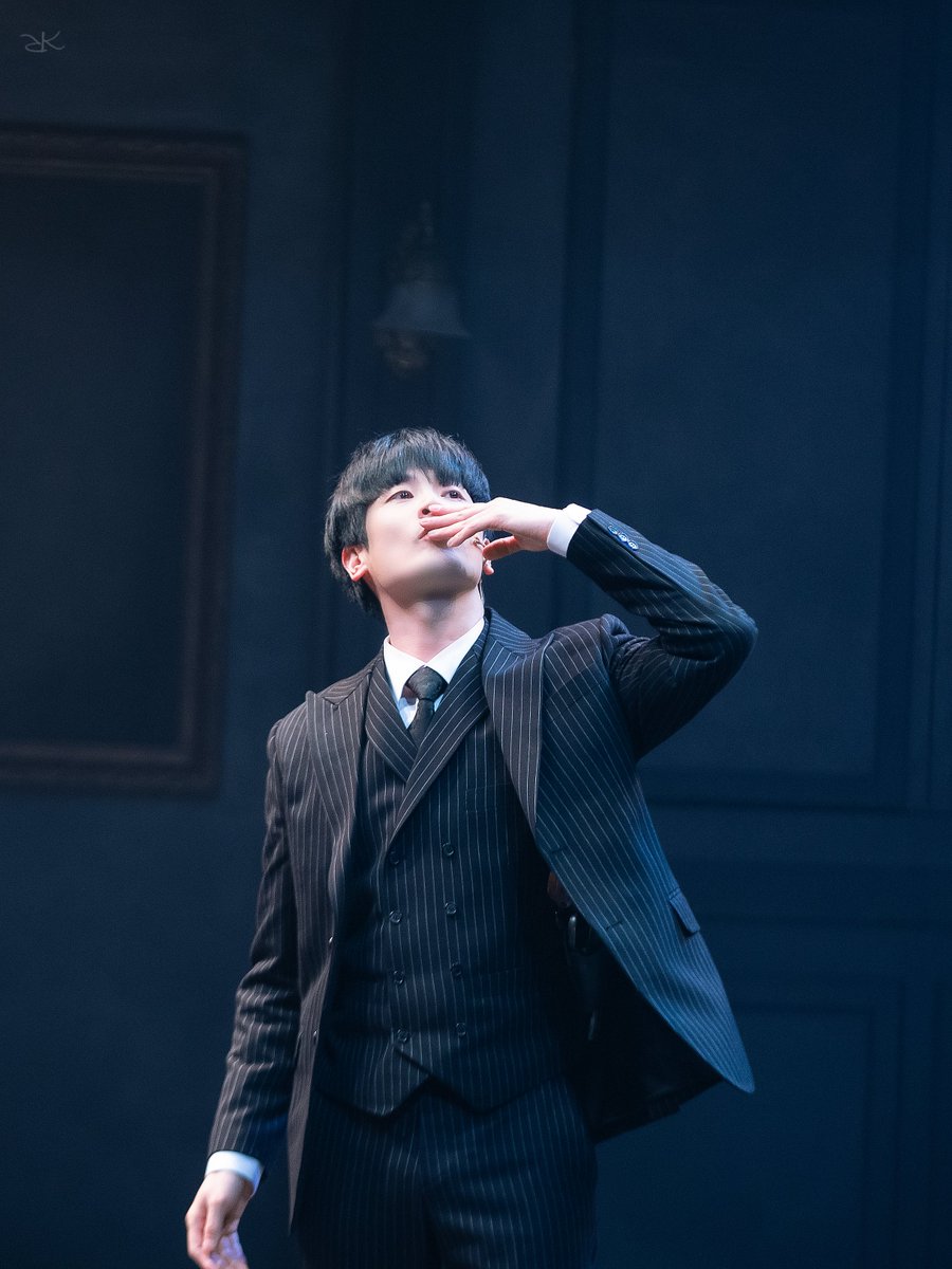 king_liu_pic's tweet photo. 220310
뮤지컬 [미오 프라텔로]

치치ㅣ #박규원 배우님

-

널 위해 죽겠다는 놈과,
널 위해 살아가는 천사 https://t.co/ZQlk8V5Yn1