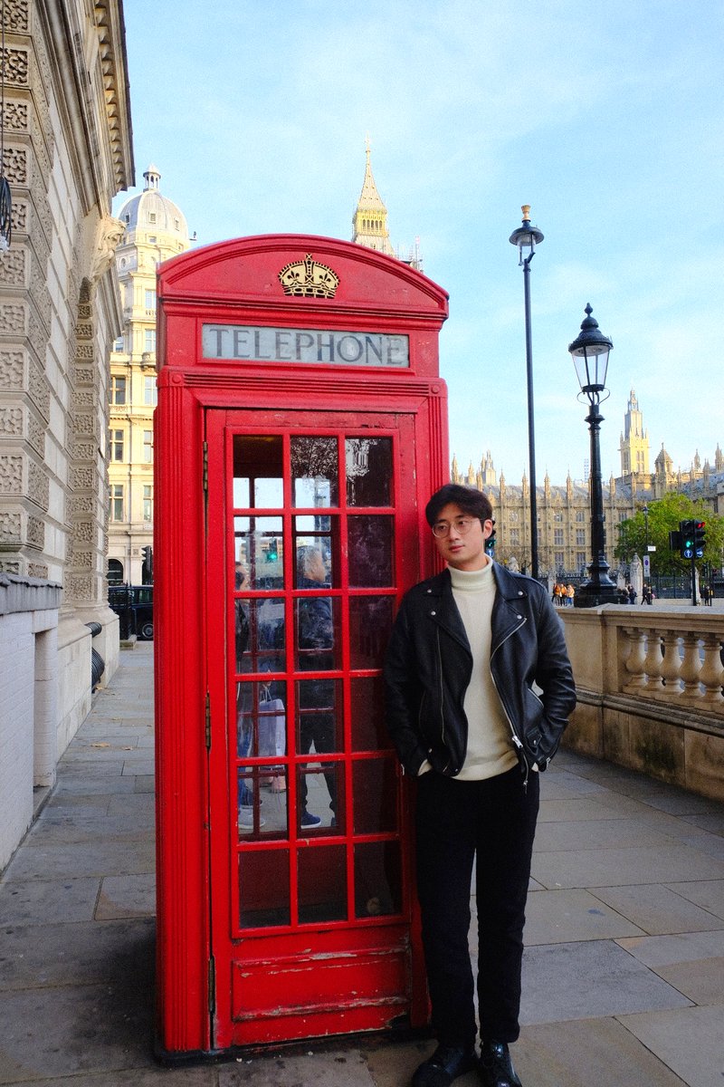jackymetaverse's tweet photo. Hello sunshine! I am a final year university student at university college London and a space, planet &amp; life outta space lover and believer.
The goals of this NFT project:
1. Pay my university tuition fee
2. Spread love, peace &amp; friendship❤️by giving away to 50 people https://t.co/QXW87qTLfe