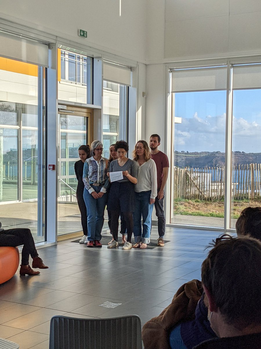 Belle mise en scène, magnifique travail d'écriture pour le premier atelier #osmoses du festival, l'atelier théâtre. En route pour la musique maintenant !