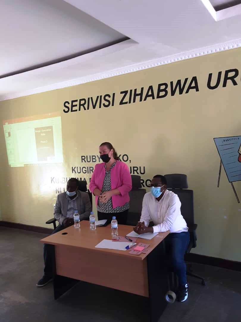 RISARwanda's tweet photo. This Thursday, RISA and Susanne Roelofsen visited @NyagatareDistr and presented the HANGA Hub set-up and goals in the effort to develop the Hanga Hub Incubation Model, the curriculum and activities of the Hubs. https://t.co/EFRoCfkSWl