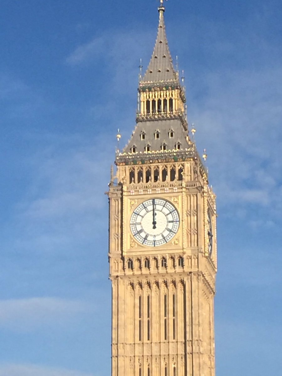 calumnisbet's tweet photo. Thank you @DRM_Support for a great conference #PwD2022 and for arranging such a splendid view! The Elizabeth Tower looking resplendent in the sunshine. https://t.co/fHrpaHGM6O
