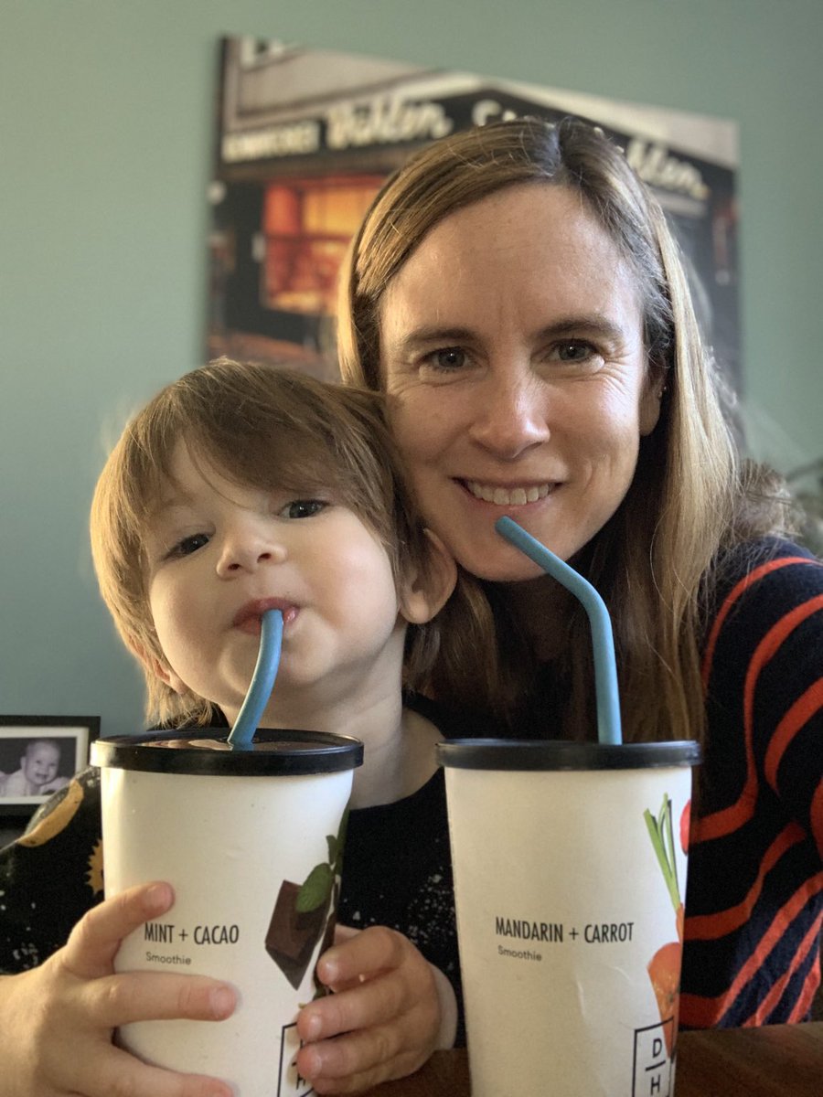 Morning smoothie with my cutie ⁦@DlyHarvest⁩