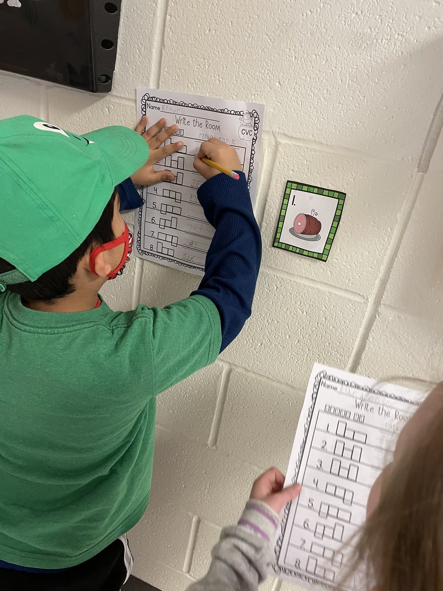 a_armstrongSFE's tweet photo. Students went on a scavenger hunt for CVC and CCVC words to review and practice! Happy (early) St. Patrick’s Day from our class! @ReadandWriteBFF @CisdNorthside @litcoachlaney #primaryliteracy https://t.co/tEOiZ7ZLGm