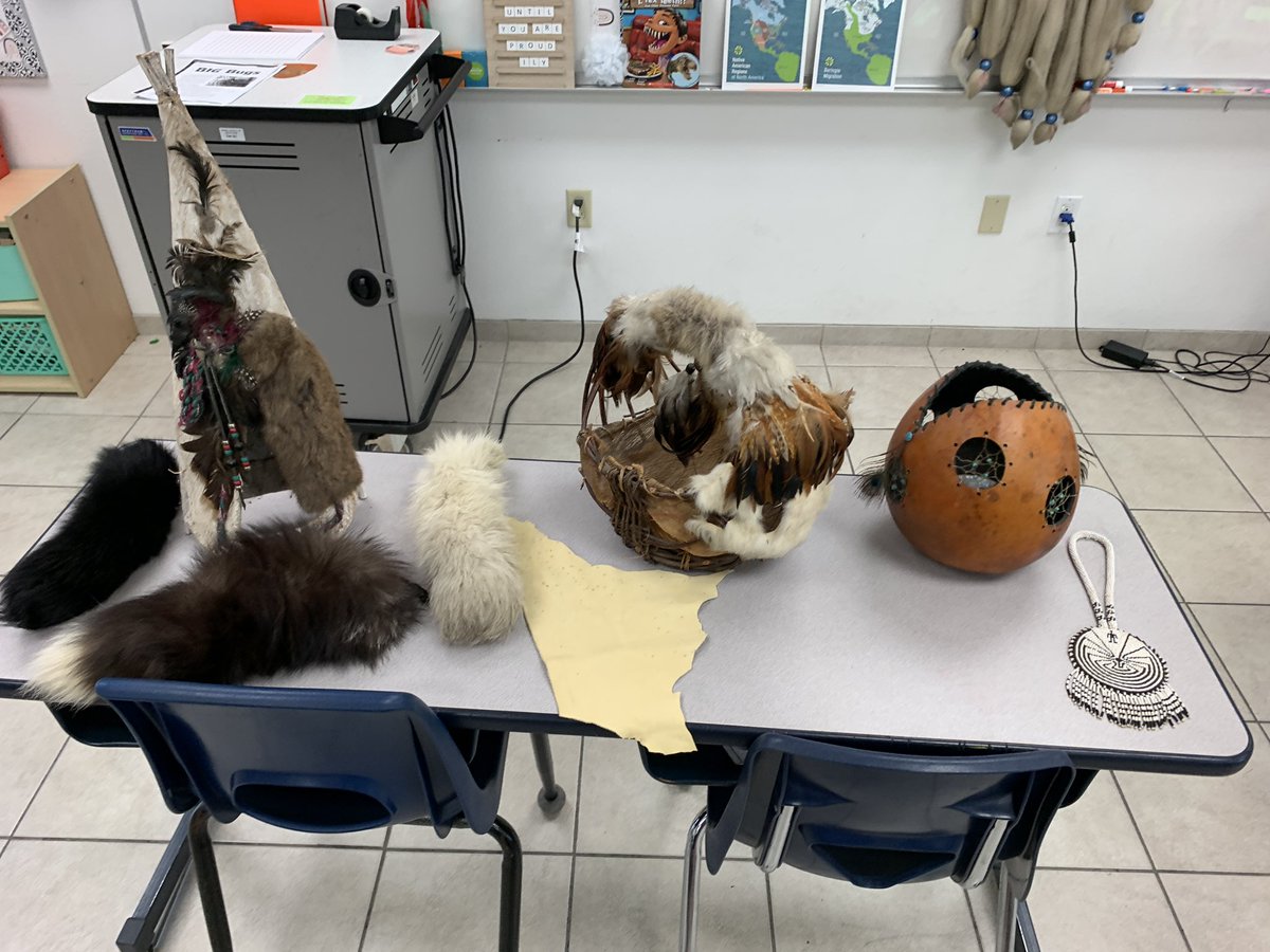 JwebsTeach18's tweet photo. Native American Artifacts Museum! We had some amazing things brought in for our students from Mrs. Kastner! Our 3rd graders got to touch, hear, and smell authentic Native American Artifacts! 
@d_watson26 @simpsoneduc @sdirc_ss @innovateSDIRC @castillo_chels @iamjessicablair https://t.co/KXB5UaMIh5