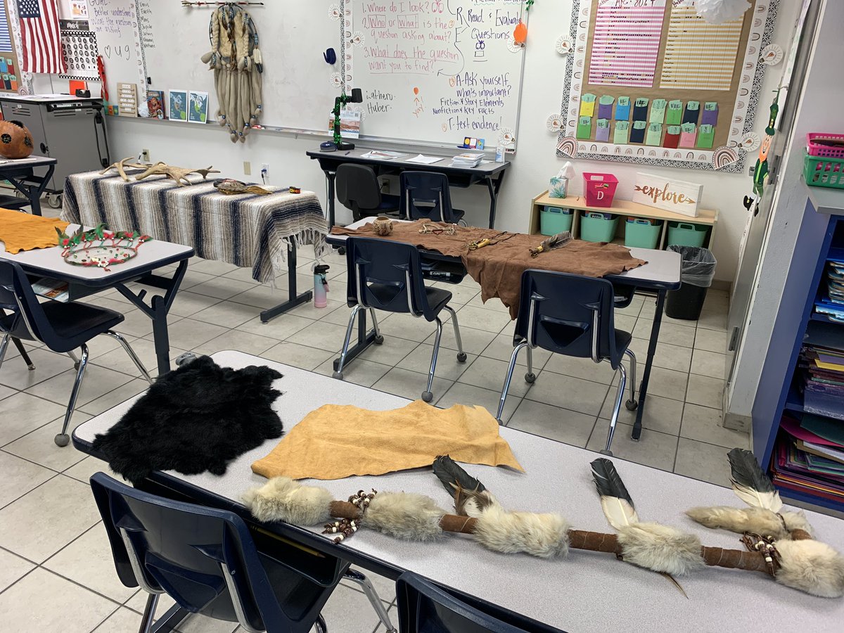 JwebsTeach18's tweet photo. Native American Artifacts Museum! We had some amazing things brought in for our students from Mrs. Kastner! Our 3rd graders got to touch, hear, and smell authentic Native American Artifacts! 
@d_watson26 @simpsoneduc @sdirc_ss @innovateSDIRC @castillo_chels @iamjessicablair https://t.co/KXB5UaMIh5