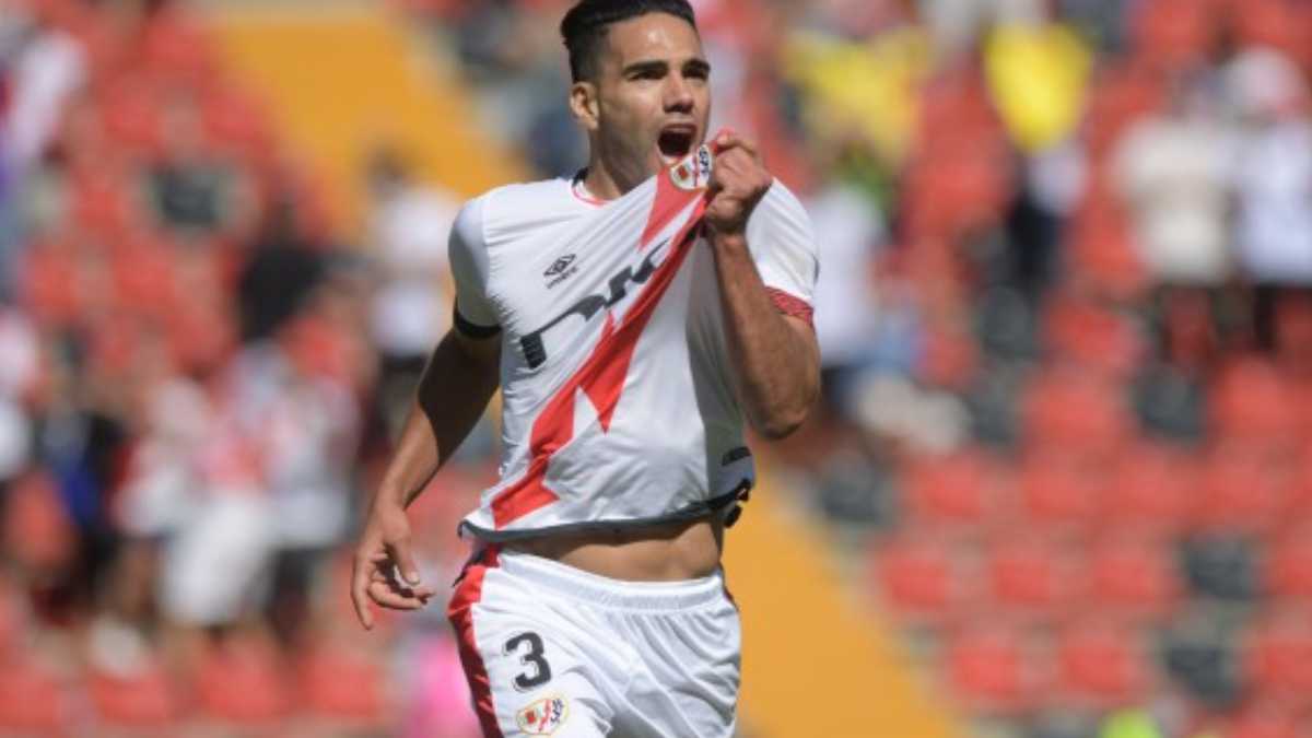 aaronprz's tweet photo. @RushBetColombia @RushBetColombia #CuentaseloARushbet 
User: Aaperez1-Quisiera ir para tener la oportunidad de alentar en el nuevo estadio de los Cármenes durante 90 minutos,5400 segundos, al mejor y más grande jugador de Colombia lo cual sería un sueño hecho realidad gracias a @RushBetColombia https://t.co/XiI6KUQq2j
