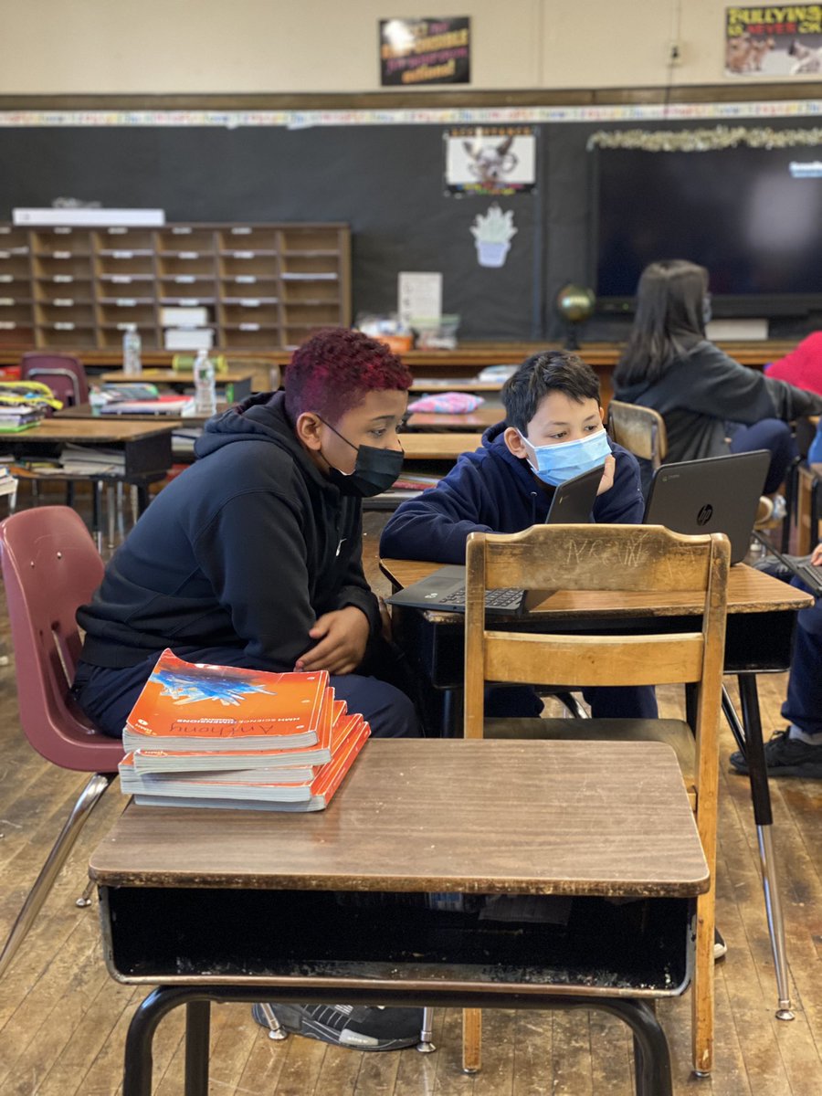 MrsKPovinelli's tweet photo. Peer Editing https://t.co/ILzw2o3lP8