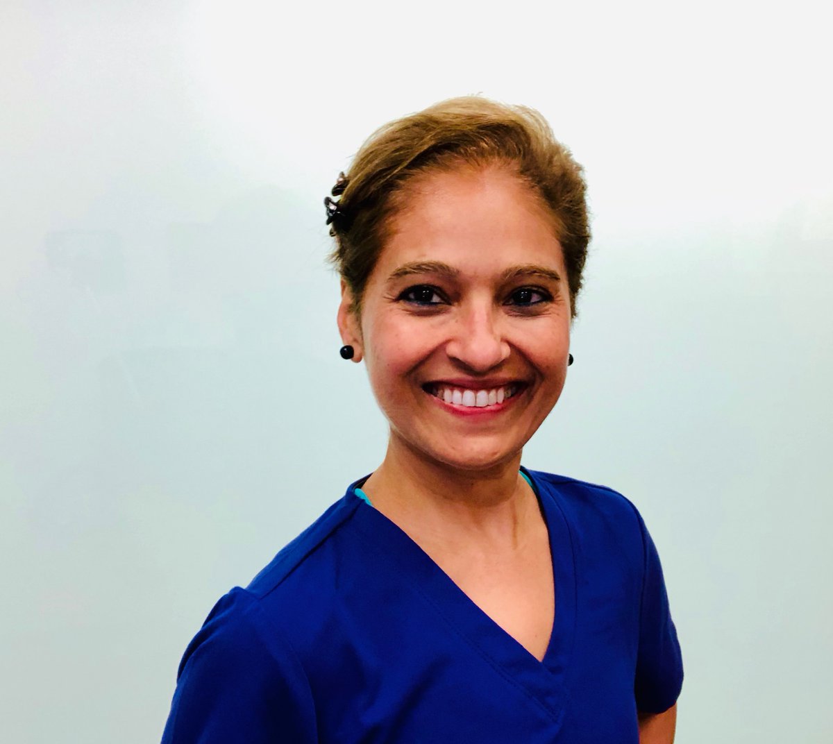 BaÅak Ćoruh (@basakcoruhuw) on Twitter photo Huge congratulations to Dr. <a href="/sakshisummer/">Sakshi Dua MBBS</a> of <a href="/IcahnMountSinai/">Icahn School of Medicine at Mount Sinai</a> on her promotion to Professor of #PCCM!
<a href="/APCCMPD/">APCCMPD</a> Huge congratulations to Dr. <a href="/sakshisummer/">Sakshi Dua MBBS</a> of <a href="/IcahnMountSinai/">Icahn School of Medicine at Mount Sinai</a> on her promotion to Professor of #PCCM!
<a href="/APCCMPD/">APCCMPD</a>