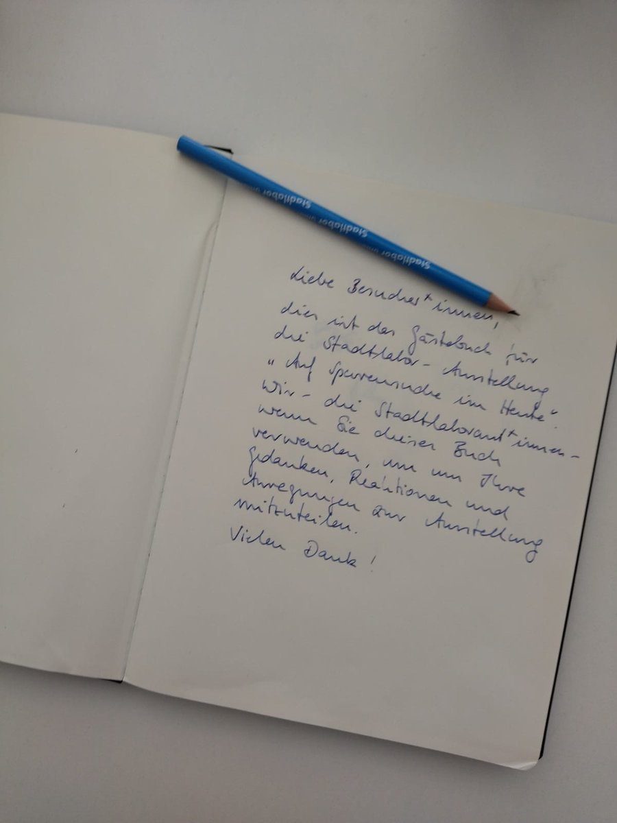 histmus's tweet photo. Eure Rückmeldung ist uns wichtig! Auf Wunsch der Stadtlaborant*innen liegt in der #stadtlaborffm #Ausstellung #AufSpurensucheImHeute ab jetzt ein Gästebuch aus. Wir sind gespannt auf euer #Feedback. #histmus #OpenHMF #Frankfurt #Museum #Erinnerung #Geschichte #FrankfurtUndDerNS https://t.co/GfZ4UVCRXU