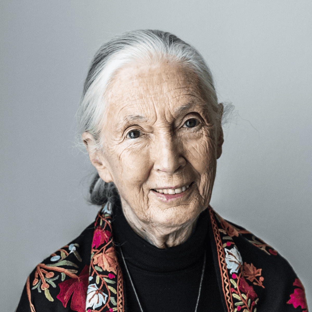 Honoring Women's Month: 

Jane Goodall 

An English primatologist and anthropologist. Seen as the world's foremost expert on chimpanzees,
 
janegoodall.org

lotuscounselwellness.com
#womeninhistoryshouldntbeamystery #womensupportingwomen