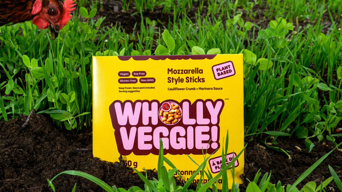 podfoodsco's tweet photo. @WhollyVeggie co-founder John Bonnell and designer Chris Braden discusses how they're giving vegetables a fun makeover and competing for attention in the freezer aisle with @frontier_is: https://t.co/zC86f8Up8x

#podfoods #eatyourveggies #plantbased https://t.co/dcpmHXTl64