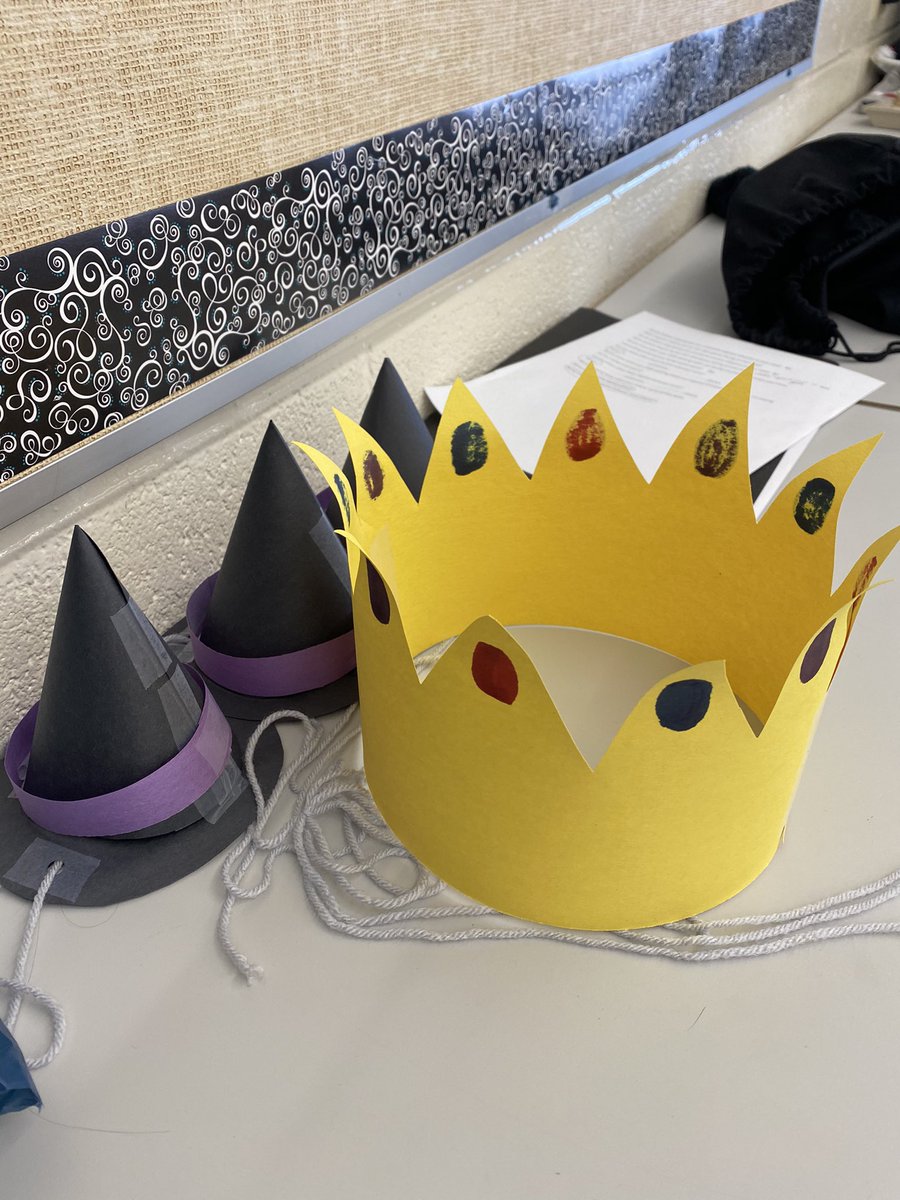 SaliBrooke's tweet photo. The paper costumes for Macbeth were a big hit! Guess I will need to make some more! #preintern #UofREd https://t.co/43QKWdLCYW