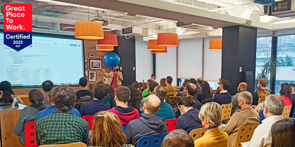 Liferay_es's tweet photo. Un equipo como el de Liferay se merece un reconocimiento como el de @GPTW_Spain 🌟

Y así de orgullosos estamos tras haber sido elegidos como una de las mejores empresas de España para trabajar 🤩

Pd: sí, llevamos celebrándolo desde esta mañana 😉

#GreatPlaceToWork #GPTW2022 https://t.co/IPMOlw4i6S