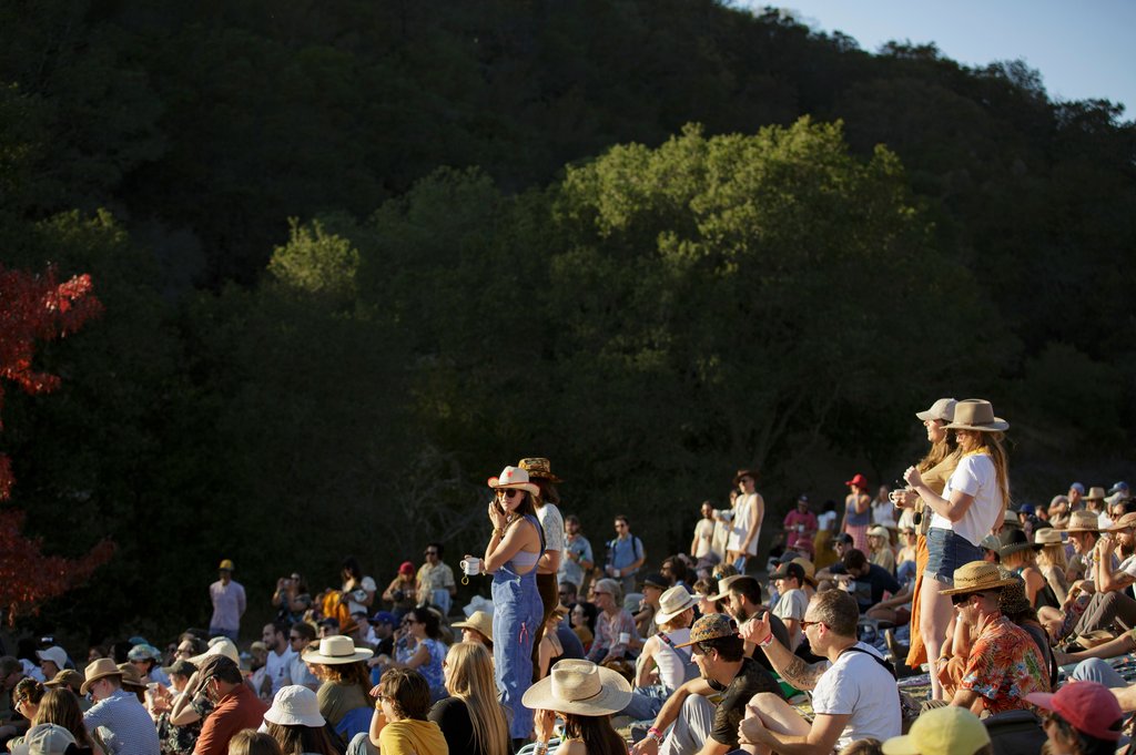 Tickets are flying, y'all. Grab yours now: wl.seetickets.us/event/Huichica…! 🤠

📸 Charles Gullung + Ryan Simpson