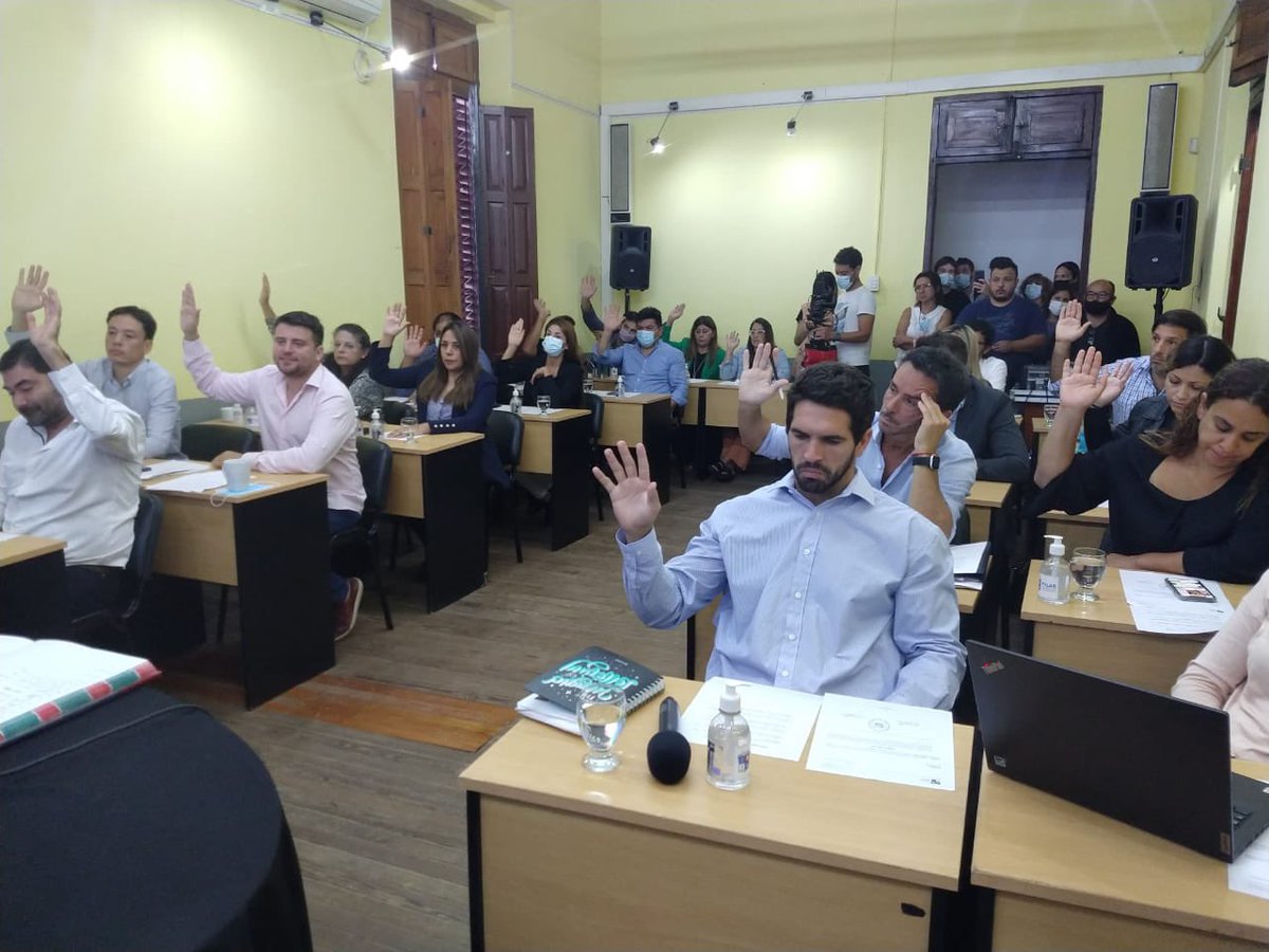 ivangiordano's tweet photo. 📝 Durante el 2022 toda la documentación de la administración pública de #Pilar ósea @MunicipioPilar y @Pilarhcd, tendrá en su encabezado la leyenda “AÑO 2022- LAS MALVINAS SON ARGENTINAS”.

Dicha propuesta fue fomentada por el Intendente @FedericoAchaval https://t.co/B79pjWWoXB