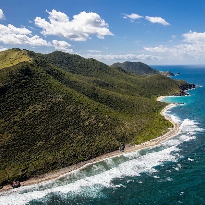 UnlimitedVC's tweet photo. #TravelTip 
Take a walk through the heart of #StMartin Nature Reserve across the "Sentier des Froussards" with a coastal hike from #AnseMarcel to Grande Cayes!
Explore this gorgeous island on your next visit to #SecretsStMartin Resort &amp; Spa.
😍
Da un … https://t.co/p0JtOXsLiH https://t.co/dHfzz38vIm