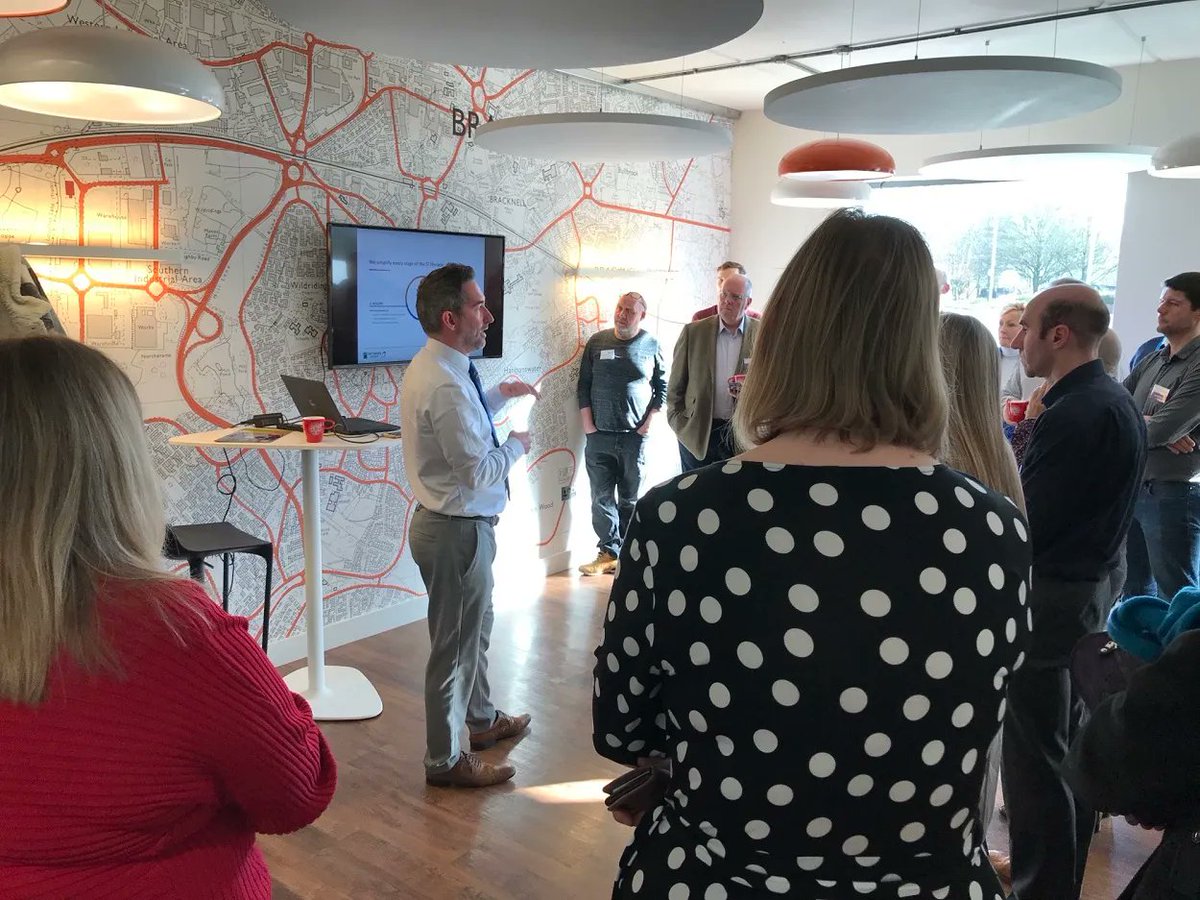 BracknellBID's tweet photo. We had our third Meet Your Neighbour Business Breakfast this morning held at @329Bracknell and wow what a turnout! 👏 This was our best attended business breakfast yet 🙌

We would like to thank all businesses who presented and hosted today ✅ https://t.co/XcKbAi2aSc