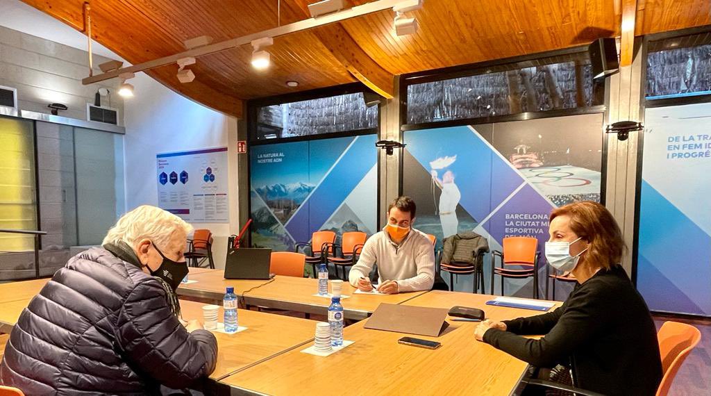 anna_caula's tweet photo. 📌Tarda de reunions:
✅ @Jo_DIC Associació de joves dirigents catalans. Empenta jove que neix arrel del Pla Català d’Esport a l’escola. 
Consolidant projectes.
✅ I @aaee Agrupació d’associacions esportives escolars. https://t.co/HOmgt77Iz2