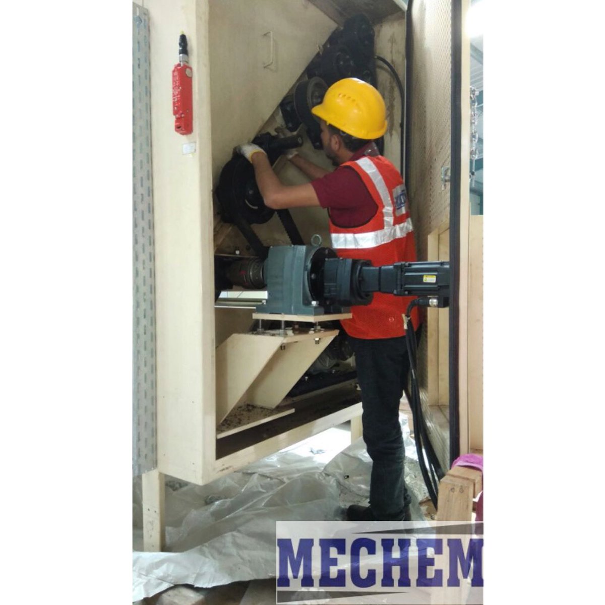 MechemProjects's tweet photo. Babycare Machine
.
.
#mechem #mechemprojects
.
.
#babycaremachine #machineinstallation #babycareproject #equipmentsetup #linesetup #diapermachine #linemachine #lineinstallation #equipmentrelocation #equipmentdismantling #dismantling #containerstuffing #SafetyFirst https://t.co/ObVuSf114x