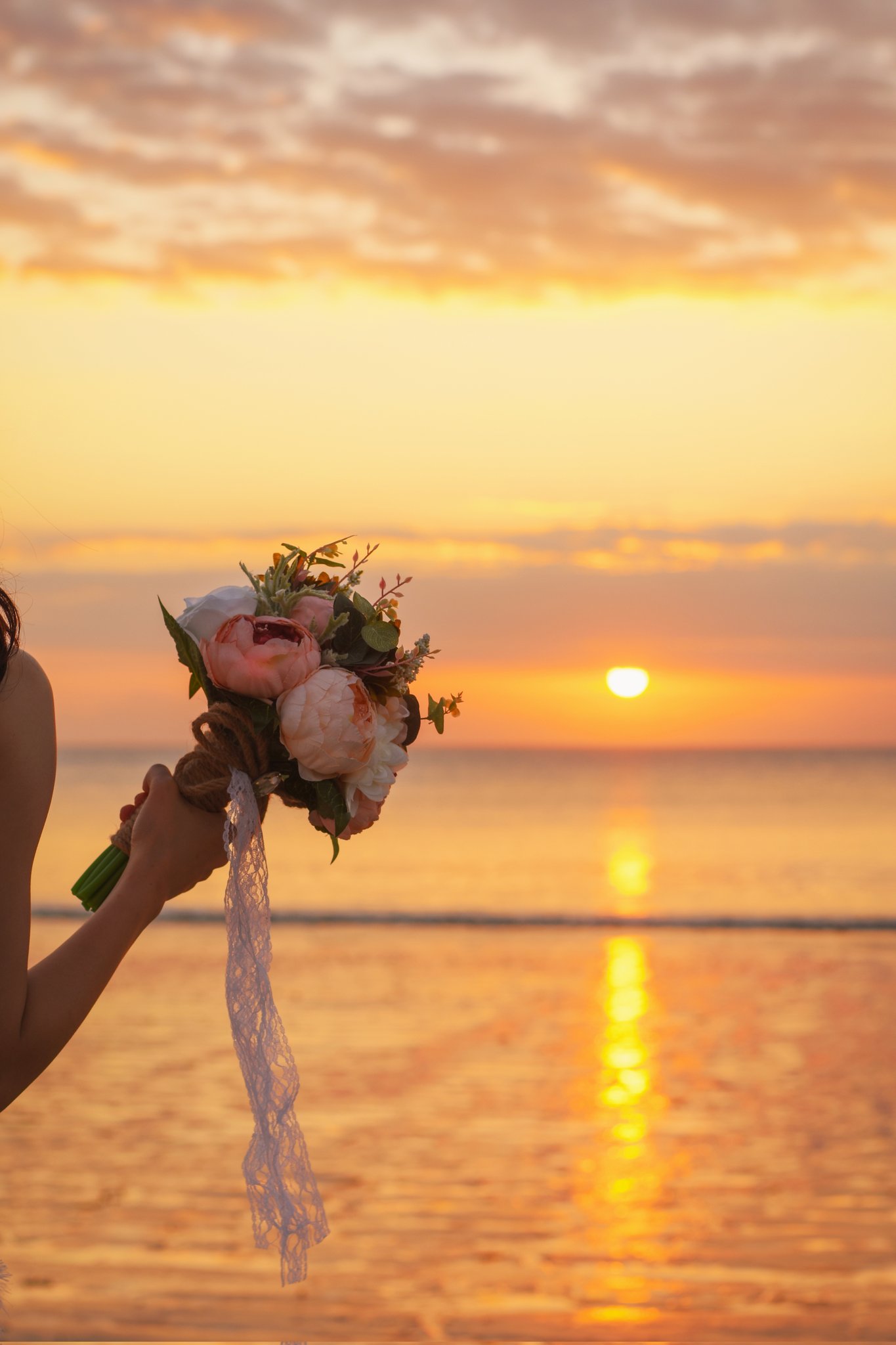 バリ島ウェディングフォト Bali Wedding Photography こんばんは 今日バリ島で一日天気が悪いでした 朝から曇り 午後雨が降っていました きれいなサンセットが出て来ませんでした また次の日サンセットをお楽しみましょう T Co Drqnwmdq70