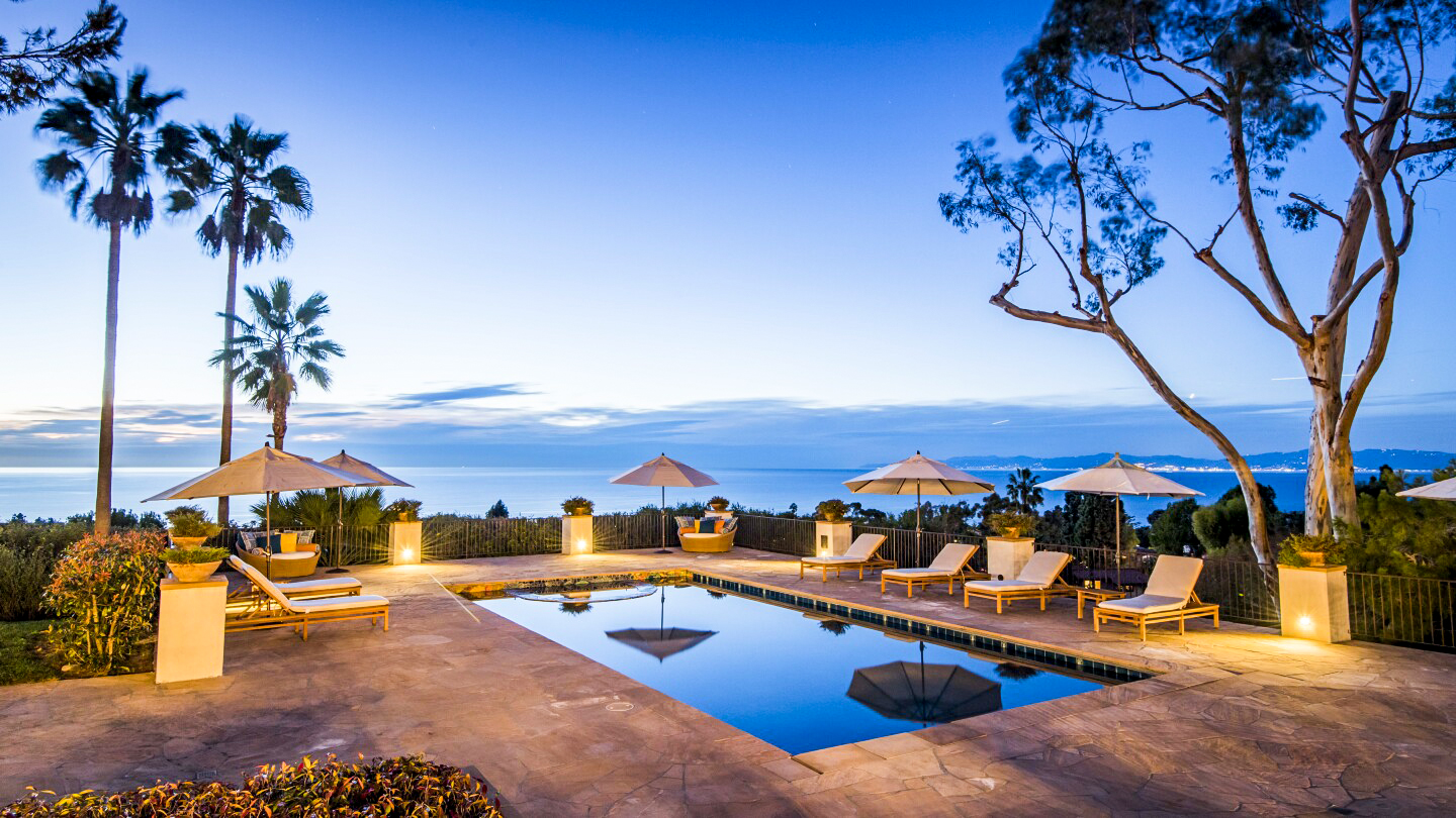 Front Office Sports on Twitter "USC Head Coach Lincoln Riley dropped