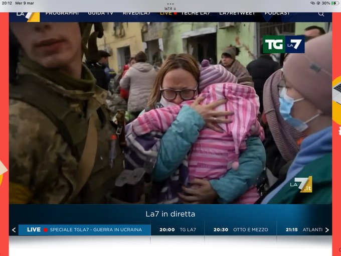 Nocturnia_Blog's tweet photo. @rusembitaly E questi vi sembrano dei #terroristi ? Le vere #fakenews le fate voi! #mariupol #UkraineRussiaWar https://t.co/EkZ37kZmmv