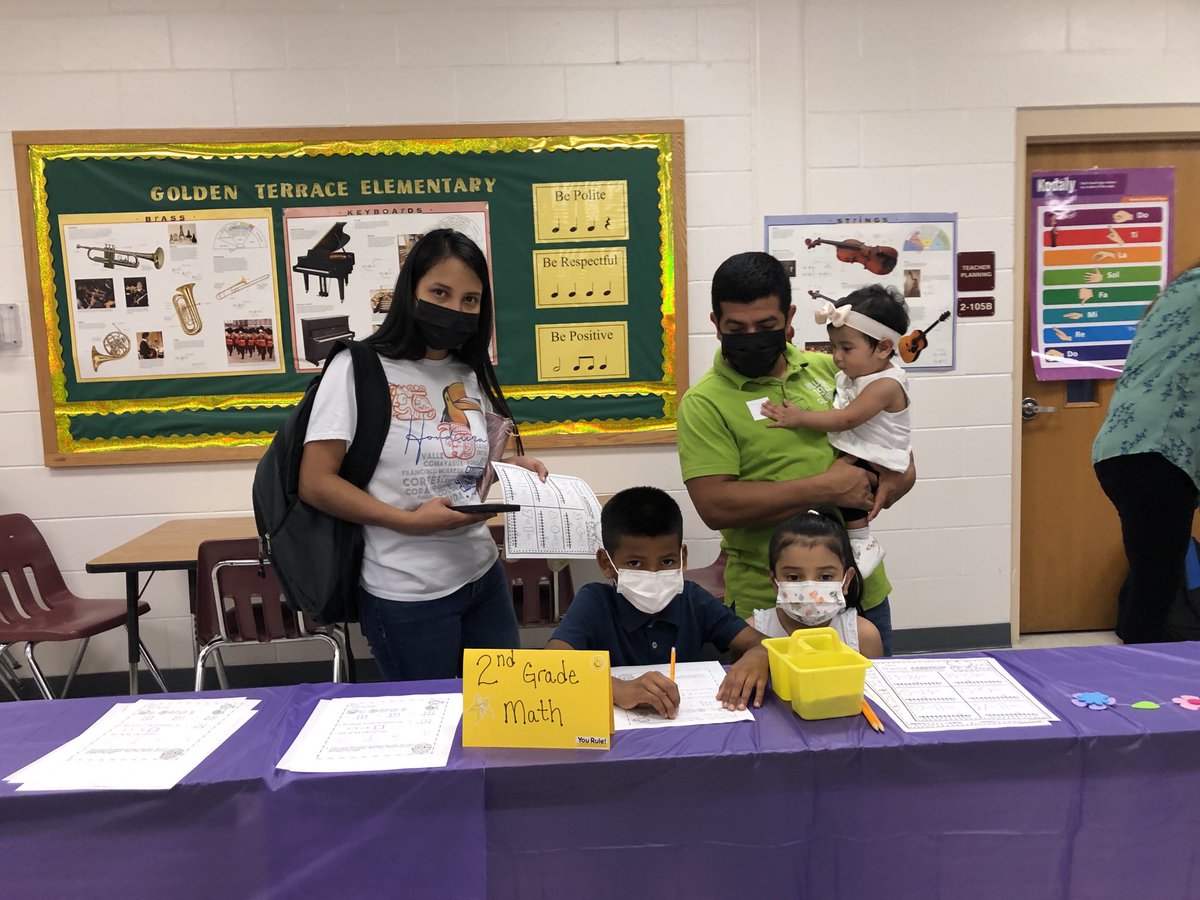 swosinly's tweet photo. Family Food and Fun. We are so excited to welcome our families back to our campus. ⁦@GTEtoucans⁩ https://t.co/TMeWX7b1sG