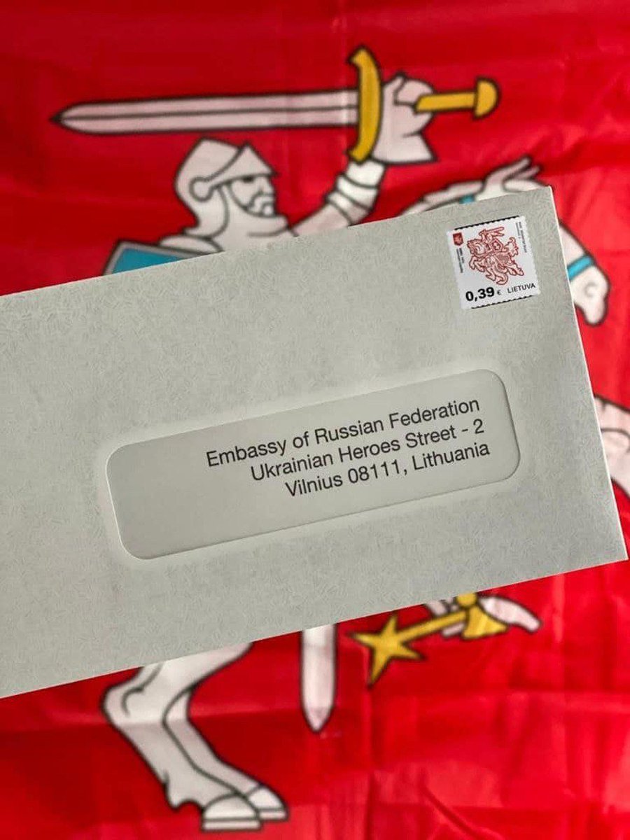 UkrEmbLondon's tweet photo. Dear Lithuanians, you are rockstars of giving support
@LTEMBASSYUK https://t.co/EpS0MfUKSs