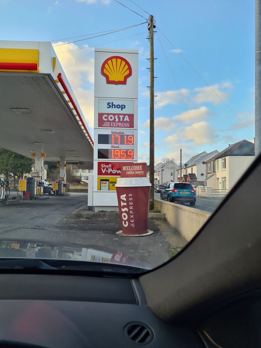 Ian Gough🌸 tweet media