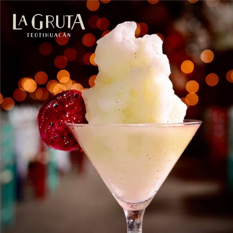 LaGruta's tweet photo. Nuestras Margaritas son las perfectas bebidas para celebrar la vida. ¡Ven y vive momentos refrescantes en La Gruta Teotihuacán! ✨🍹 https://t.co/AMXEP8FYA9