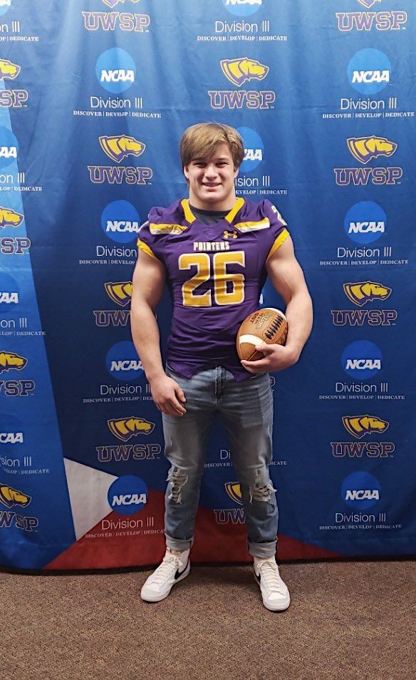 02berens's tweet photo. Excited and thankful to announce I will be continuing my academic and football career at the University of Wisconsin Stevens Point! Thank you to family, coaches, and teammates who’ve helped me along the way!#PointerPride @CoachBreitbach @CoachSDugan @Coach_McAdams @UWSPfootball https://t.co/9bnorZkKqe