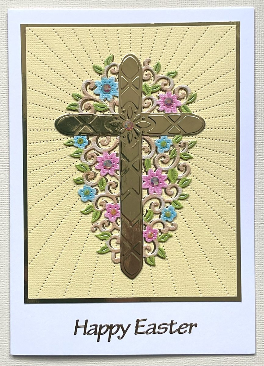 SueDix1's tweet photo. A few #Easter cards using various #SweetDixie dies. #cardmaking #craft #diecutting #papercraft #crafting https://t.co/OUuXJlhCrE