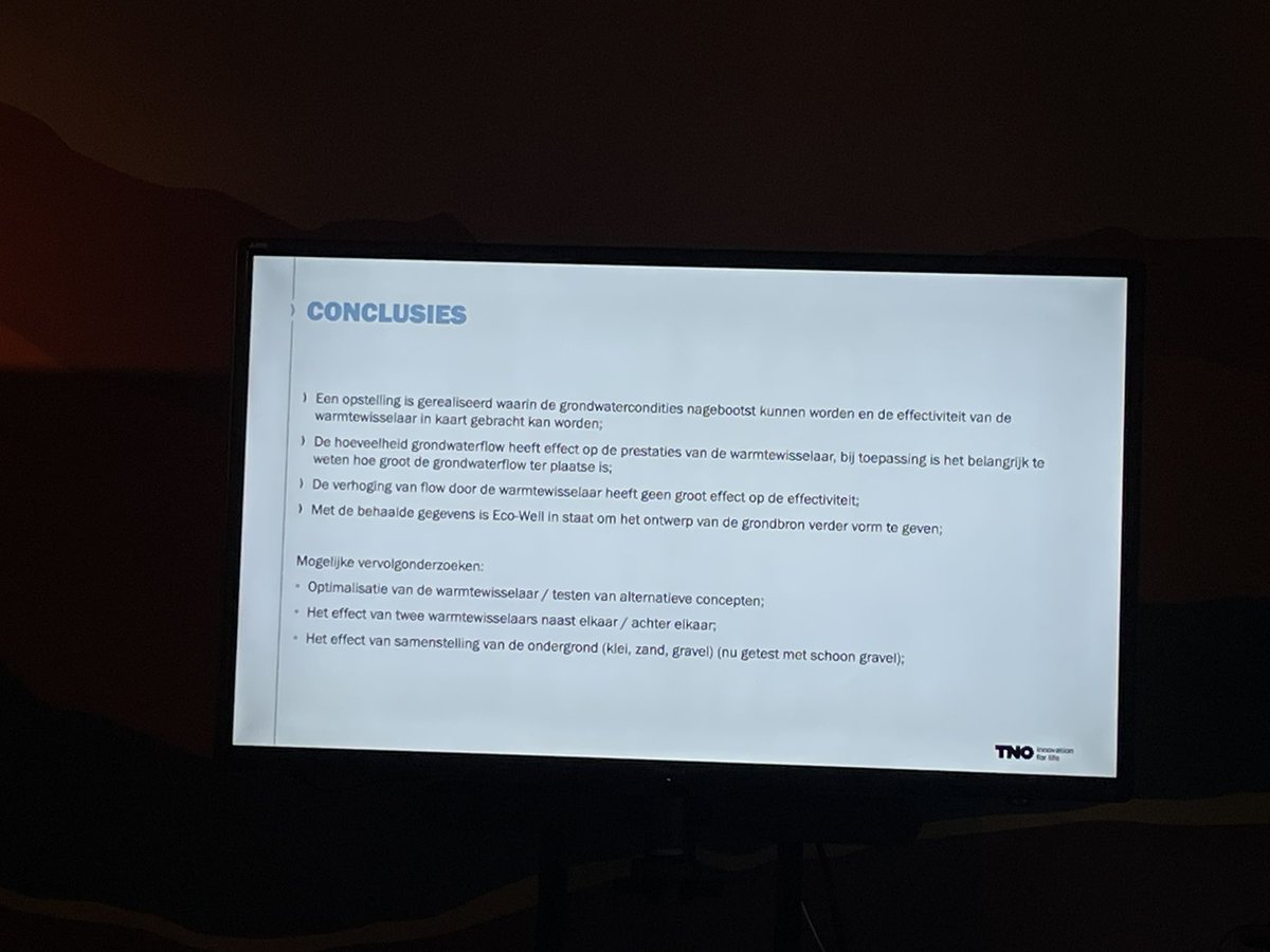 MarcoSteek's tweet photo. Presentatie van de eerste resultaten van #ecowell en @TNO_Research bij #RCSG in #rijswijk  #EnergyCave over hun succesvolle proef voor een ondiepe (ca15 m) boring voor duurzame bodembron voor verwarming woningen. Kosten kunnen omlaag! Meer info: https://t.co/Cze9C3oCvn https://t.co/qT0bGRbOJB