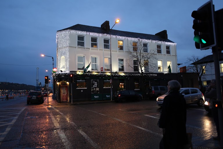 sendboyle's tweet photo. I'm extremely disappointed that @corkcitycouncil has granted planning  for a sixteen storey office block on the site of the cynically demolished Sextant Bar. The process in obtaining this permission has in my opinion been abused and should be subject to further investigation. https://t.co/qVQ2Q2J85O