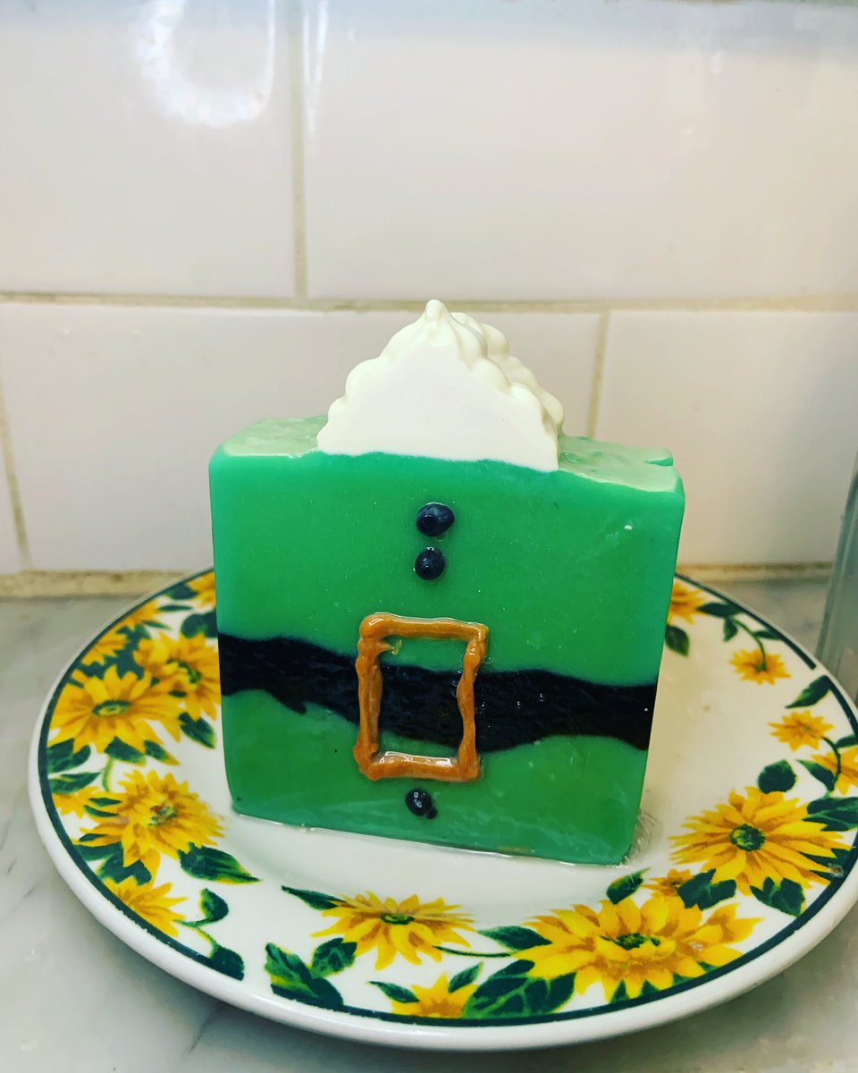 TotsWith's tweet photo. How cute are these leprechaun soaps handmade by The Day Bar Soap Co. Oh, they also smell amazing.  Check them out:

https://t.co/pdcrqMDYnH. #stpatricksday2022 #bringonthegreenbeer #irish #handmadesoap #perfectgift https://t.co/DPKycpqX6x